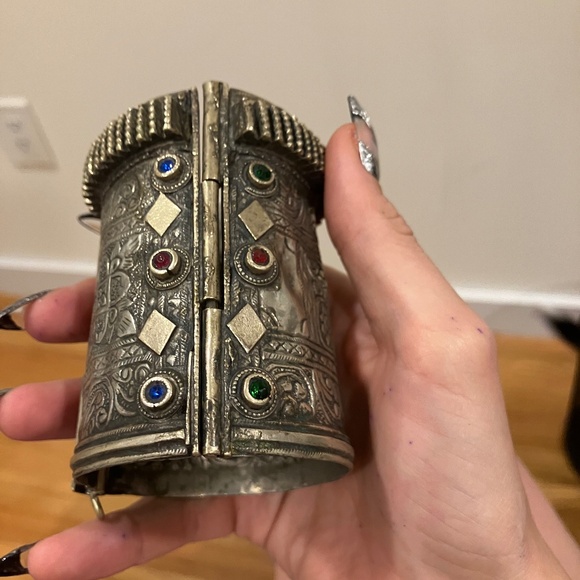 Strange Bracelet - Picture 1 of 3